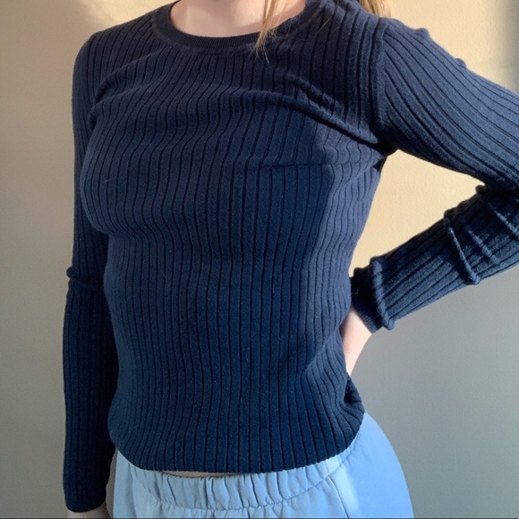 Gap - Picture 1 of 2